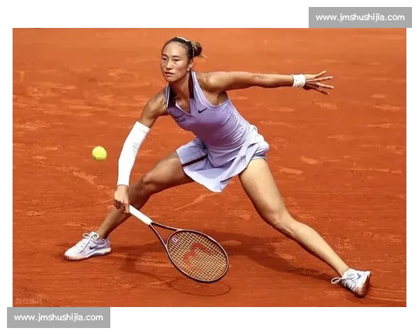 郑钦文携手纳达尔前教练出征温网 草地战术升级剑指突破