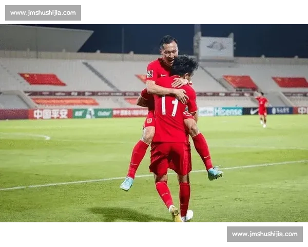 德拉富恩特钦点亚马尔为传奇:足球天赋与谦逊品格并重